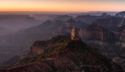 Vue panoramique du lever du soleil à Point Imperial, Grand Canyon, Arizona, Amérique, États-Unis — Photo de stock
