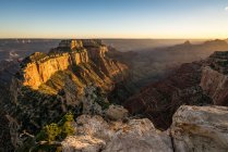 Wotans Throne from Cape Royal lookout at sunset, Grand Canyon, Arizona, América, EUA — Fotografia de Stock