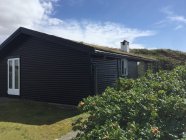 Scenic view of Summerhouse, Fanoe, Denmark — Stock Photo