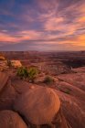 Puesta de sol en Dead Horse Point, Moab, Utah, Estados Unidos, EE.UU. - foto de stock
