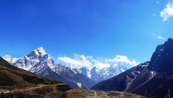 Vista panorámica del paisaje rural, montañas del Himalaya, Nepal - foto de stock