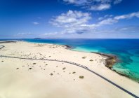 Luftaufnahme von Sanddünen, Corralejo, Fuerteventura, Kanarische Inseln, Spanien — Stockfoto