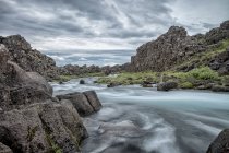 Vista panorâmica do majestoso rio Oxarafoss, Islândia — Fotografia de Stock