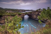 Vista panorâmica da majestosa Nusa Penida, Indonésia — Fotografia de Stock