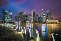 Красива архітектурна будівля в Сінгапурі — стокове фото