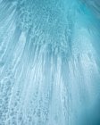 Абстрактный вид на сосульки, озеро Байкал, Иркутская область, Россия — стоковое фото