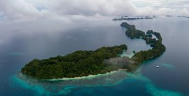 Veduta aerea delle maestose isole Palau — Foto stock
