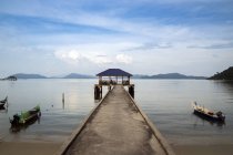 Scenic view of Ferry jetty, Teluk Dalam beach, Pangkor Island, Perak, Malaysia — Stock Photo