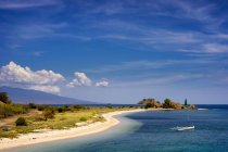 Praia de Pototano, Sumbawa, West Nusa Teggara, Indonésia — Fotografia de Stock