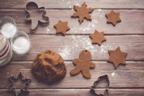 Gingerbread dough, ingredients and cookie preparation — Stock Photo