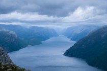 Вид з висоти ландшафту Преikестелен, Lysefjorden, Норвегія — стокове фото