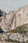 Scenic view of Waterfall, Yosemite National Park, California, America, USA — Stock Photo