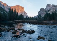 Malerischer Blick auf el capitan, Yosemite-Nationalpark, Kalifornien, Amerika, USA — Stockfoto