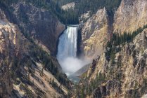 Scenic view of Grand Canyon of the Yellowstone, Wyoming, America, USA — Stock Photo