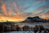 Scenic view of Mountain landscape, Lofoten, Nordland, Norway — Stock Photo