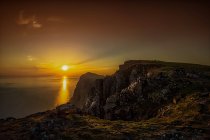 Sonnenuntergang über dem Meer, Fredvang, flakstad, Nordland, Norwegen — Stockfoto