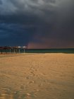 Vista panoramica di Rainbow sulla spiaggia al tramonto, Grecia — Foto stock