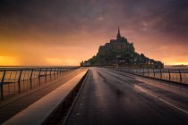 Scenic view of Mont Saint-Michel at sunset, Avranches, Normandy, France — Stock Photo