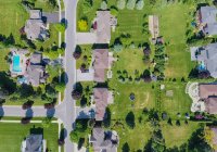 Luftaufnahme einer kleinen Stadt, Ontario, Kanada — Stockfoto