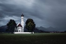 Vista panorâmica da Igreja de São Colombo perto de Schwangau, Baviera, Alemanha — Fotografia de Stock