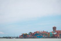 Vista panorámica de la isla de Burano, Venecia, Italia - foto de stock