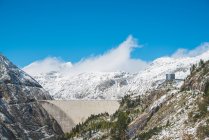 Вид згори на альпійську дамбу і водосховище Колнбрейнперре, Мальта долина, Каринтія, Австрія. — стокове фото