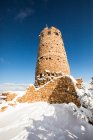 Сторожевая башня в снегу, Восточный Рим, Национальный парк Гранд Каньон, Аризона, США — стоковое фото