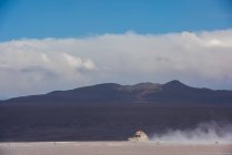 4x4 guida attraverso l'Altiplano, Bolivia — Foto stock