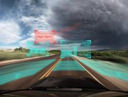 Selbstfahrendes autonomes Auto bei schlechtem Wetter, USA — Stockfoto