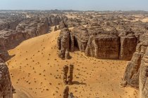 Vista aerea di rocce desertiche in Arabia Saudita — Foto stock