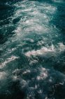 Close-up de água do mar agitando, Croácia — Fotografia de Stock