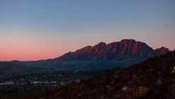 Paysage rural au coucher du soleil, Stellenbosch, Western Cape, Afrique du Sud — Photo de stock