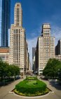 West Washington Street vom Millennium Park, Chicago, Illinois, Vereinigte Staaten — Stockfoto