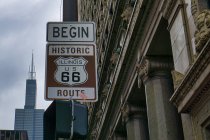 Historische Route 66 Startschild, Chicago, Vereinigte Staaten — Stockfoto