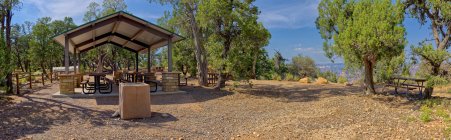 Shoshone point picnic area, south rim, grand canyon, ariage, situated states — стоковое фото