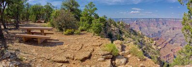 Стоп - Пойнт - Пікнік, Південний Рім, Гранд - Каньйон, штат Арізона, США — стокове фото