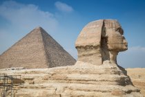 Вид на великого Сфинкса, Гиза недалеко от Каира, Египет — стоковое фото