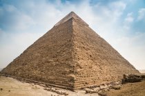 Pyramide de Chephren, complexe pyramidal de Gizeh près du Caire, Égypte — Photo de stock
