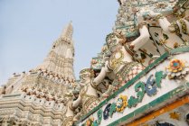 Architectural feature, Wat Arun Ratchawararam, Bangkok, Thailand — Stock Photo