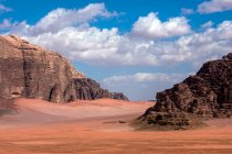 Parque de campismo beduíno, Wadi Rum, Jordânia — Fotografia de Stock