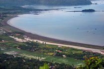 Vista costeira aérea, geoparque Ciletuh-Palabuhanratu, Java Ocidental, Indonésia — Fotografia de Stock