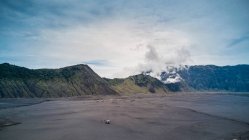 Picturesque view of endless valley in mountains — Stock Photo