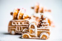 Christmas gingerbread truck cookies with Christmas trees — Stock Photo