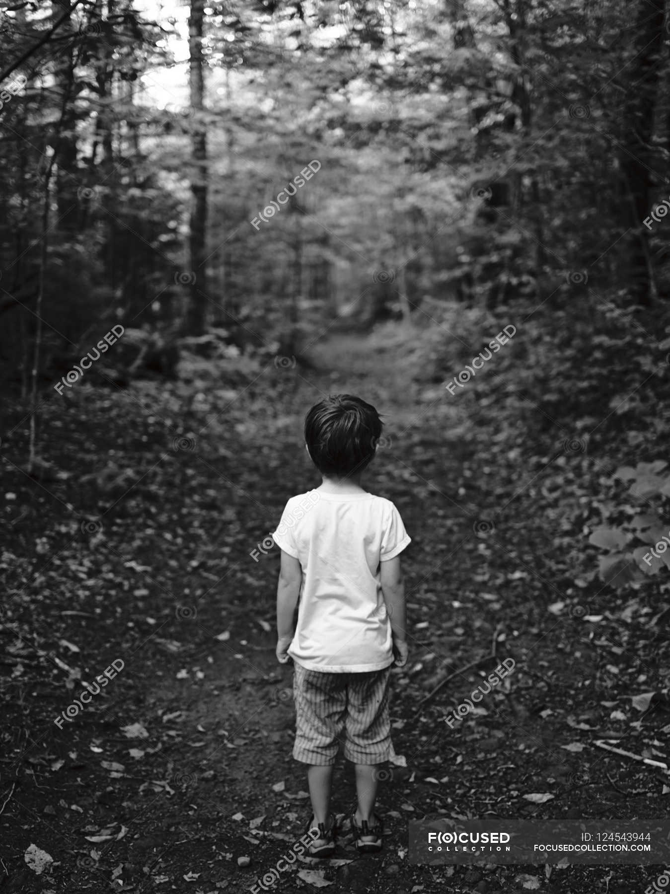 Мальчик Черно Белое Фото