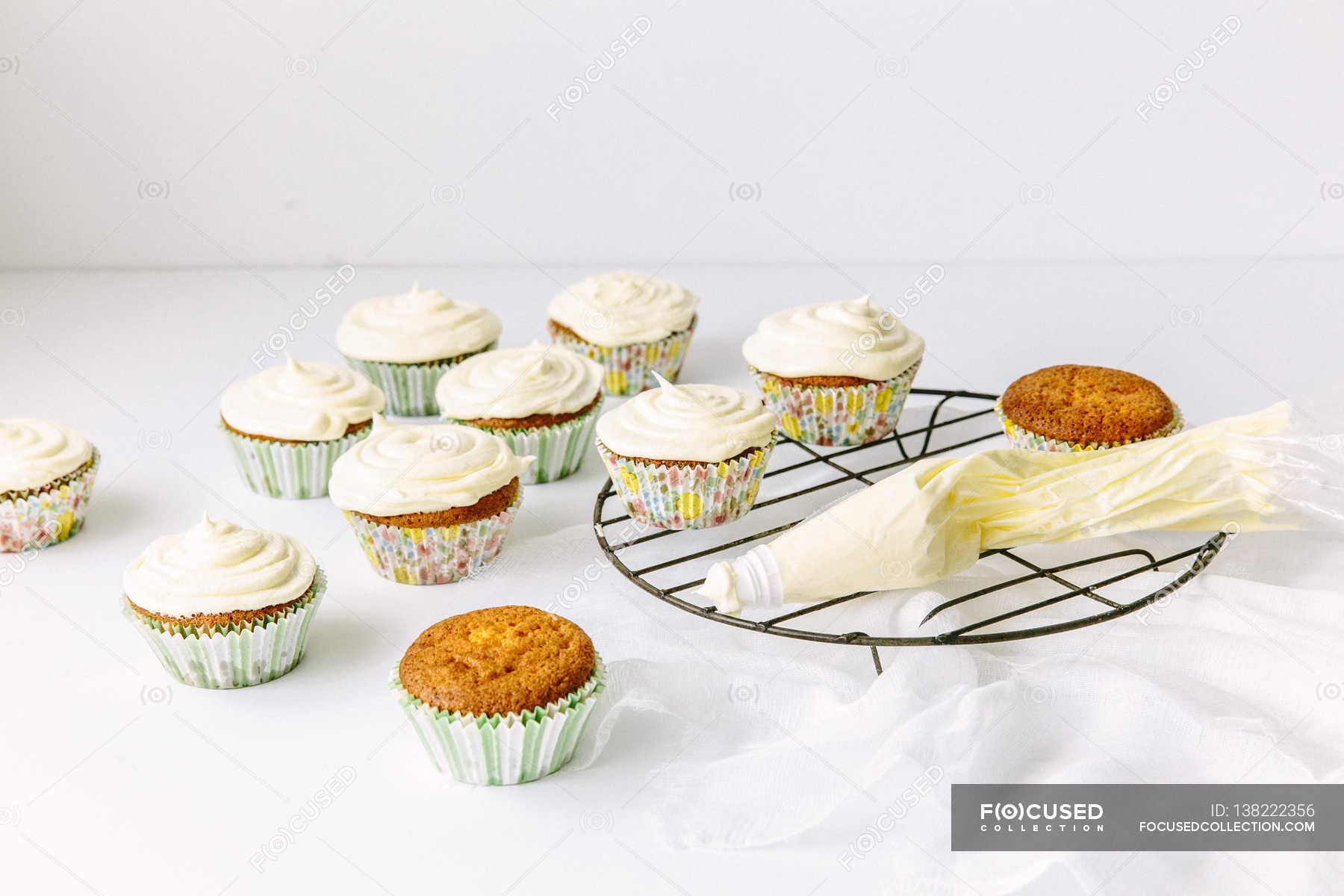 cupcake cooling rack