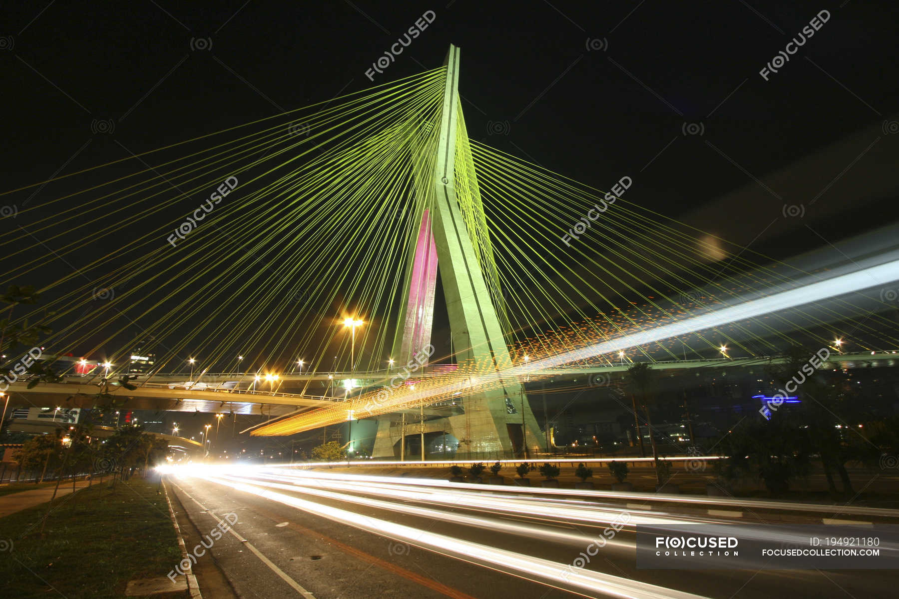 Brazil, Sao Paulo State, Sao Paulo, Octavio Frias de Oliveira bridge at ...