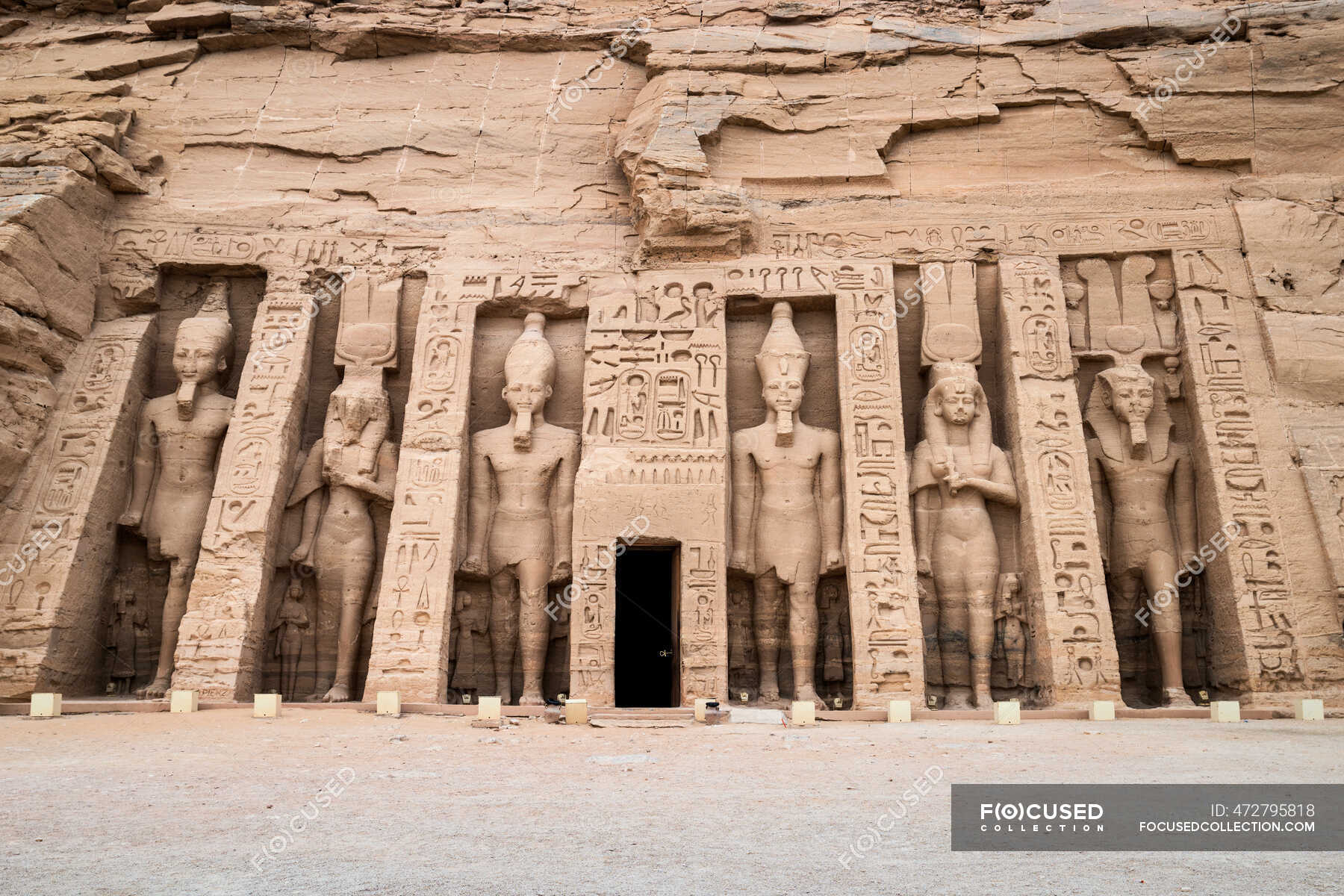 Temple of Nefertari, Abu Simbel, Egypt — famous place, sculpture