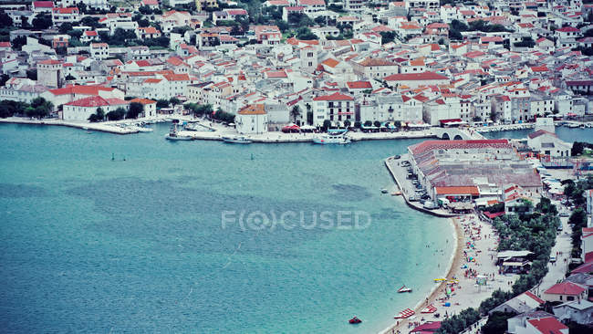 Ciudad costera de Croacia - foto de stock