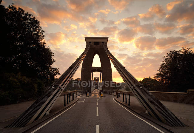 Ponte da suspensão de Clifton no nascer do sol — Fotografia de Stock