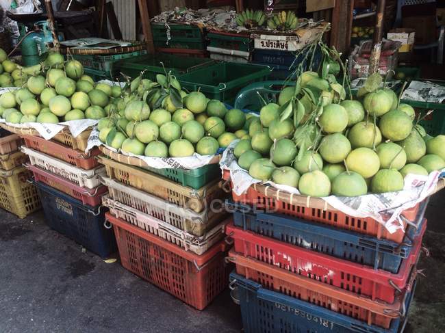 Fruits de goyave sur le marché alimentaire — Photo de stock